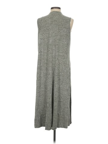 Lularoe Cardigan (view 2)