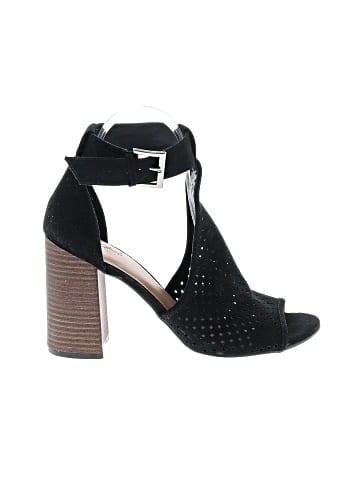 Universal Thread Sandals (view 1)