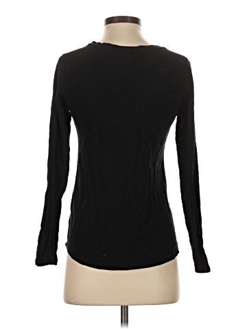 Old Navy Long Sleeve T-Shirt (view 2)