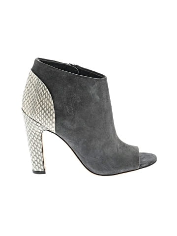 Vince. Ankle Boots (view 1)