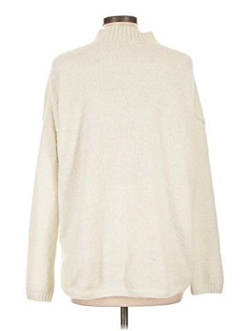 Uniqlo Turtleneck Sweater (view 2)