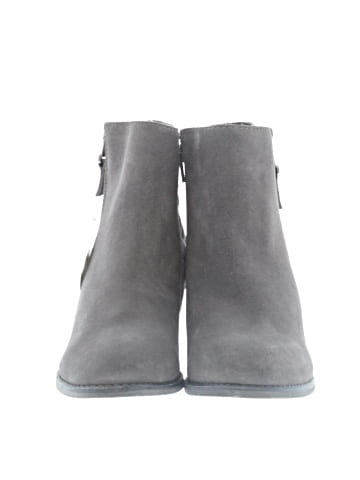 White Mountain Ankle Boots (view 2)