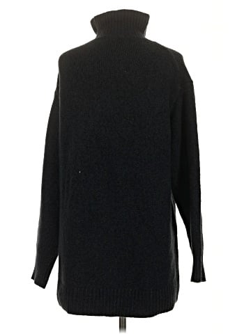 Uniqlo Turtleneck Sweater (view 2)