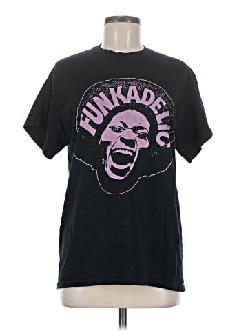 Gildan Short Sleeve T-Shirt (view 1)