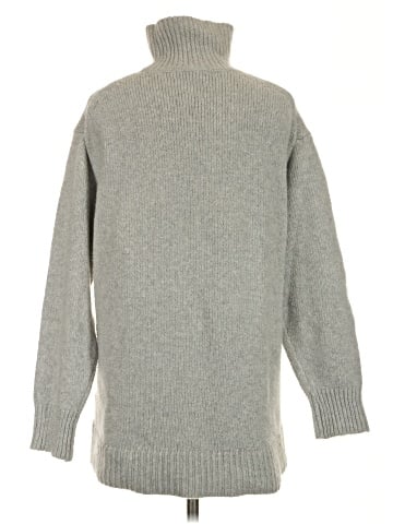 Uniqlo Turtleneck Sweater (view 2)