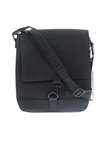 Assorted Brands Messenger (view 1)