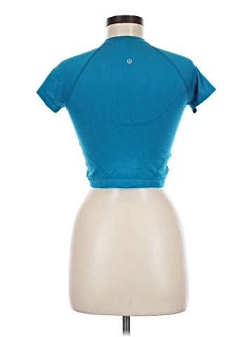 Lululemon Athletica Short Sleeve Turtleneck (view 2)