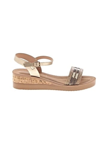 Sandra Wedges (view 1)