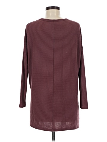 The Clas-sic Long Sleeve Top (view 2)