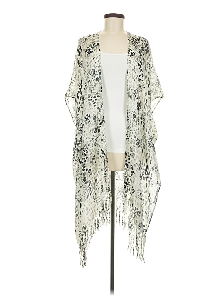 Pre-owned Wonderly Kimono In Ivory