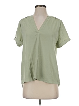 Olive And Oak Short Sleeve Blouse
