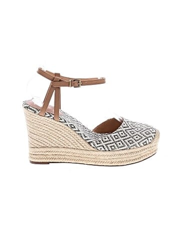Crown Vintage Wedges (view 1)