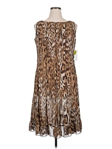Sandra Darren Casual Dress (view 1)