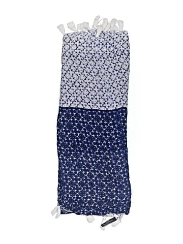 The Limited Scarf (view 2)