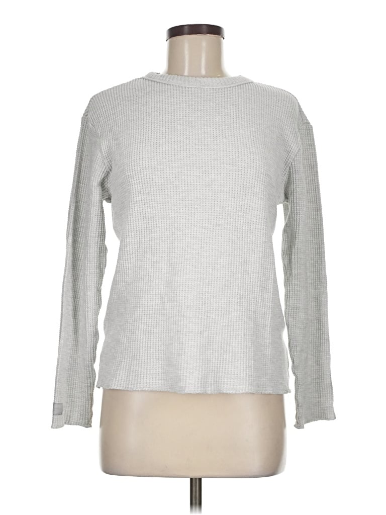 Click to view more detailed imagery on our partner's website Pre-owned Set Active Long Sleeve T-shirt In Gray