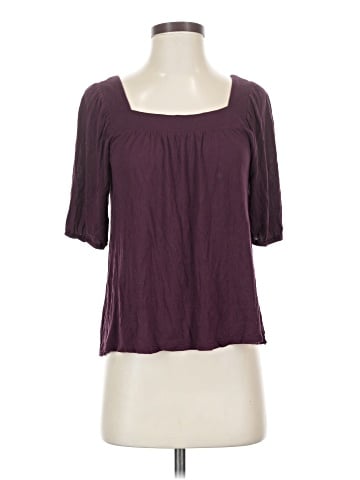 Gap Outlet Short Sleeve Top (view 1)