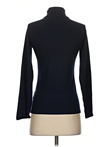 Uniqlo Turtleneck Sweater (view 2)