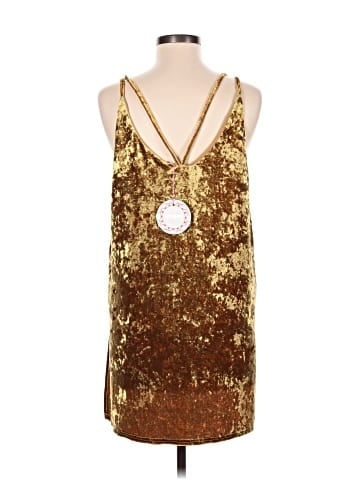 Umgee Sleeveless Top (view 2)