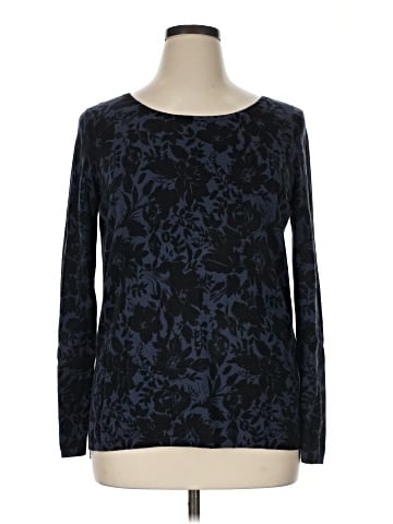 Old Navy Pullover Sweater (view 1)