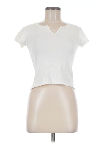Brandy Melville Short Sleeve T-Shirt (view 1)