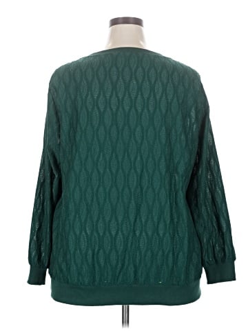 BLOOMCHIC Pullover Sweater (view 2)