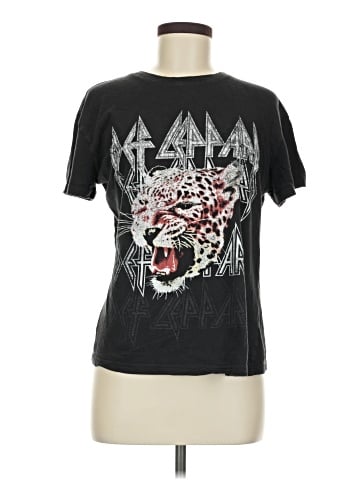 Def Leppard Short Sleeve T-Shirt (view 1)