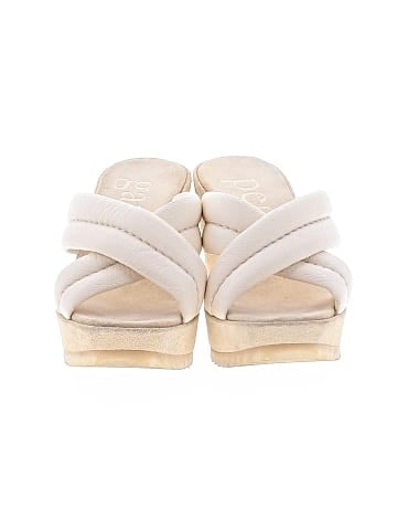 Pedro Garcia Wedges (view 2)