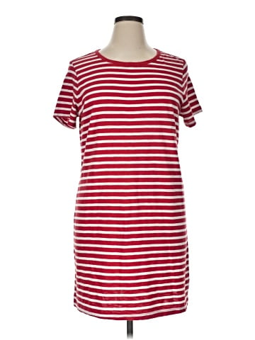 Old Navy Short Sleeve T-Shirt (view 1)