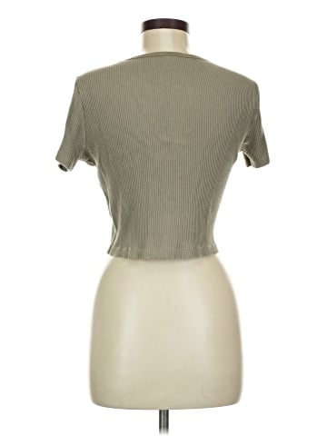 Uniqlo Short Sleeve T-Shirt (view 2)
