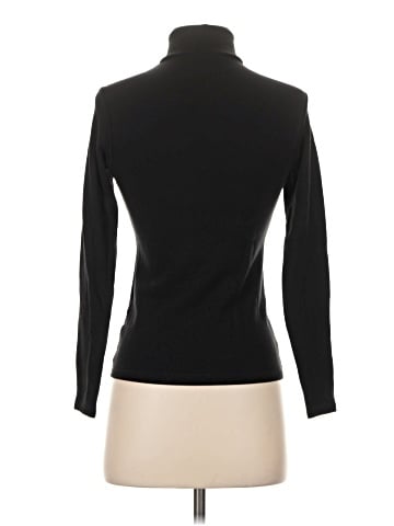 Uniqlo Turtleneck Sweater (view 2)
