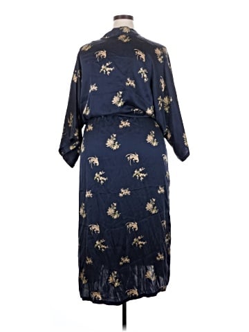 Q. Colourful Kimono (view 2)