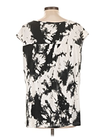 Suzanne Betro Sleeveless T-Shirt (view 2)