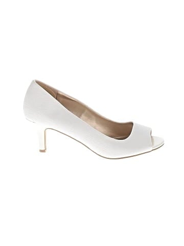 Karen Scott Heels (view 1)