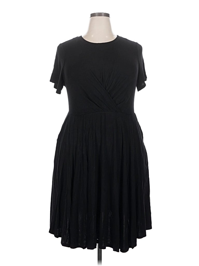 Pre-owned Torrid Casual Dress In Black