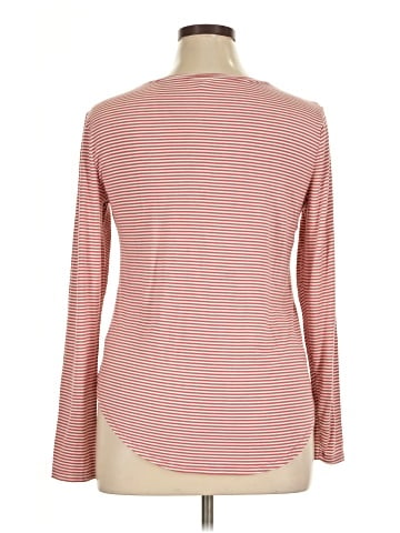 Old Navy Long Sleeve T-Shirt (view 2)