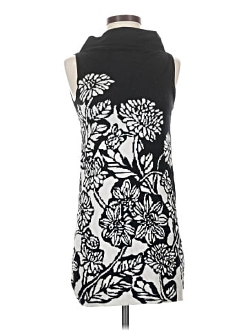 Adrienne Vittadini Sleeveless Top (view 1)