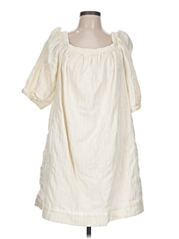 Old Navy Casual Dress (view 1)