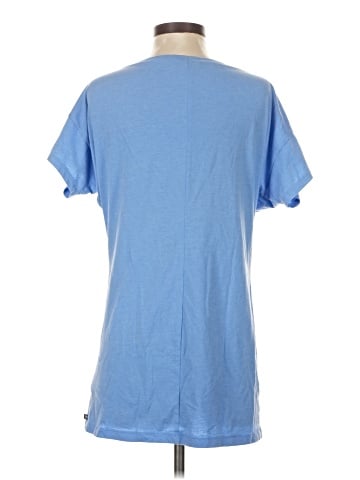 Victoria's Secret Short Sleeve T-Shirt (view 2)