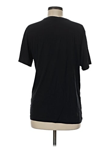 Nike Short Sleeve T-Shirt (view 2)