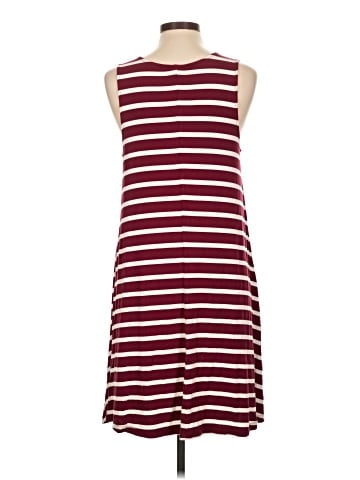 Old Navy Casual Dress (view 2)