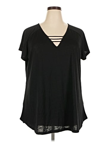 Avenue Short Sleeve T-Shirt (view 1)