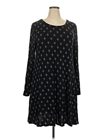 Old Navy Casual Dress (view 1)