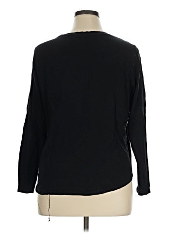 Old Navy Long Sleeve T-Shirt (view 2)