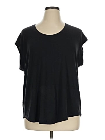 Athleta Short Sleeve T-Shirt (view 1)