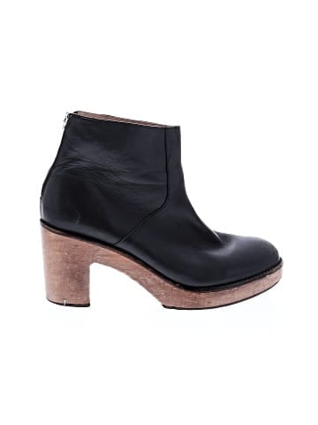 Unbranded Ankle Boots (view 1)