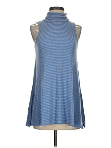 Puella Sleeveless Top (view 1)
