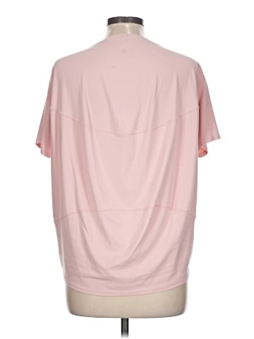 Lululemon Athletica Short Sleeve T-Shirt (view 2)