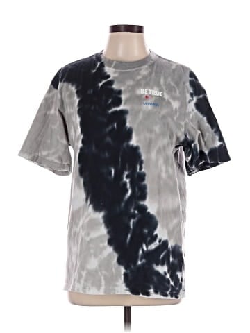 Nike Short Sleeve T-Shirt (view 1)