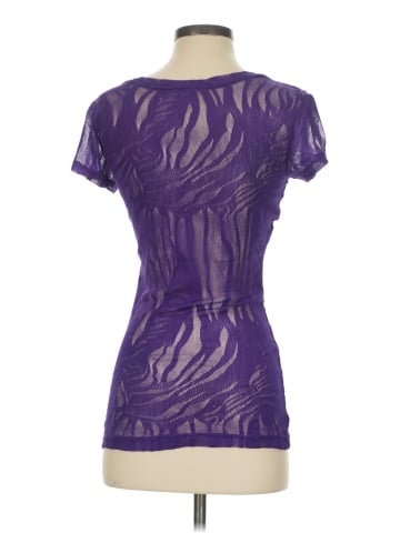 Charlotte Russe Short Sleeve T-Shirt (view 2)