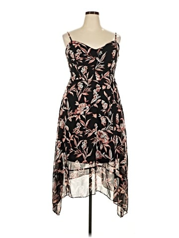 White House Black Market Cocktail Dress (view 1)